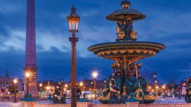 A Walk In Paris Calendar 2027